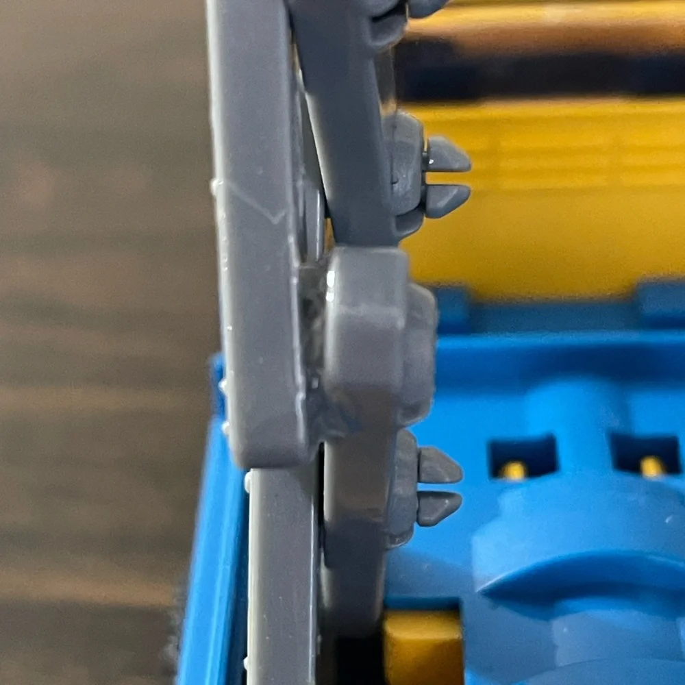 Driven by BATTAT Scissor Lift Truck W/ Lights & Sounds. - Picture 6 of 6